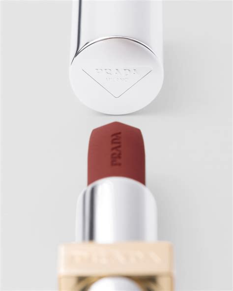 prada hyper matte lipstick b03